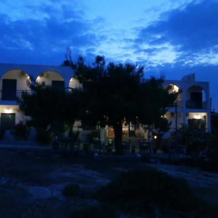 Hotel Flisvos Megalochori  Экстерьер фото