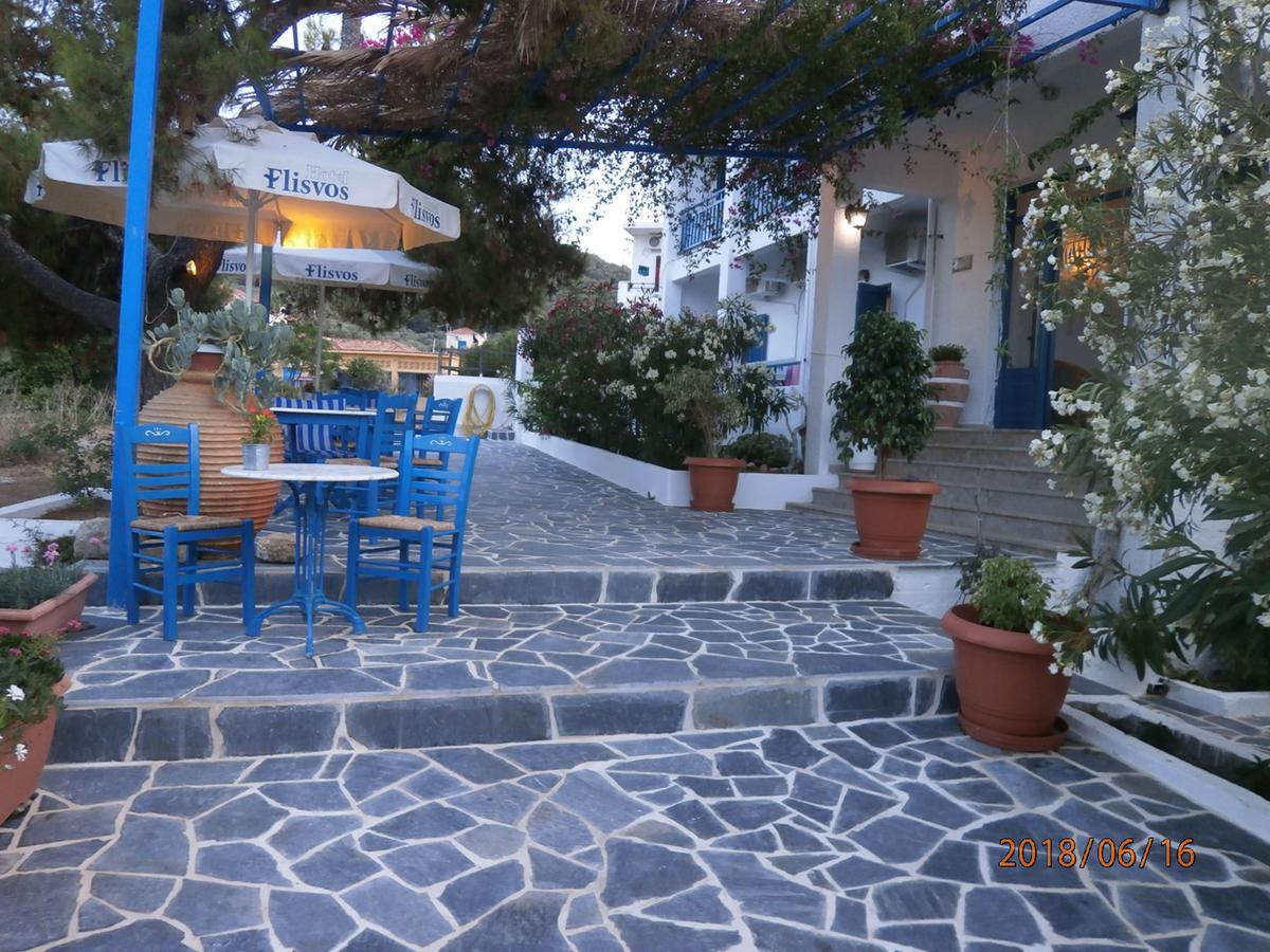 Hotel Flisvos Megalochori  Экстерьер фото